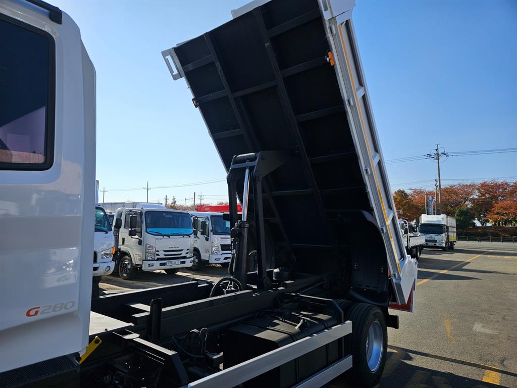 현대 메가트럭 화물덤프 5톤 9