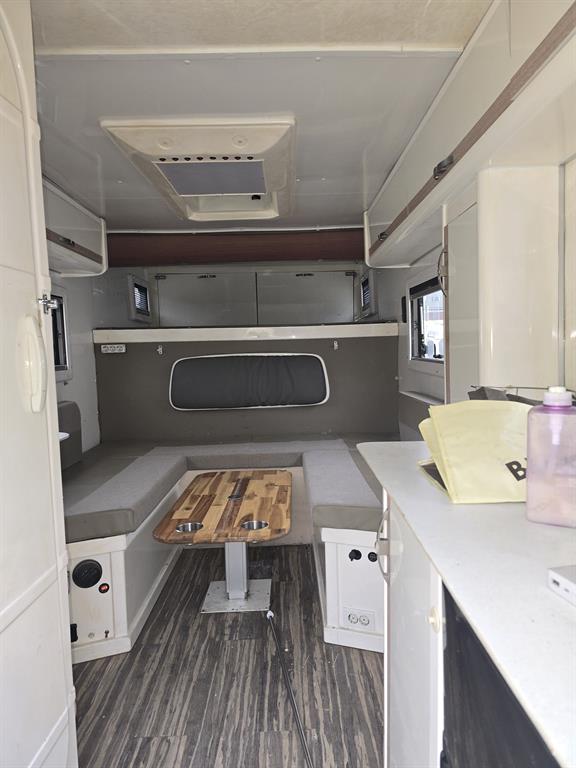 기아 봉고3 캠핑트럭 12