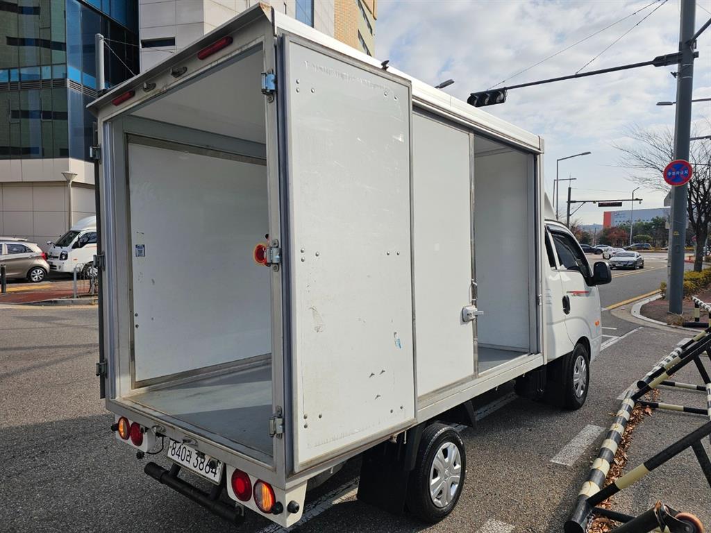 기아 봉고3 1톤 표준탑 5