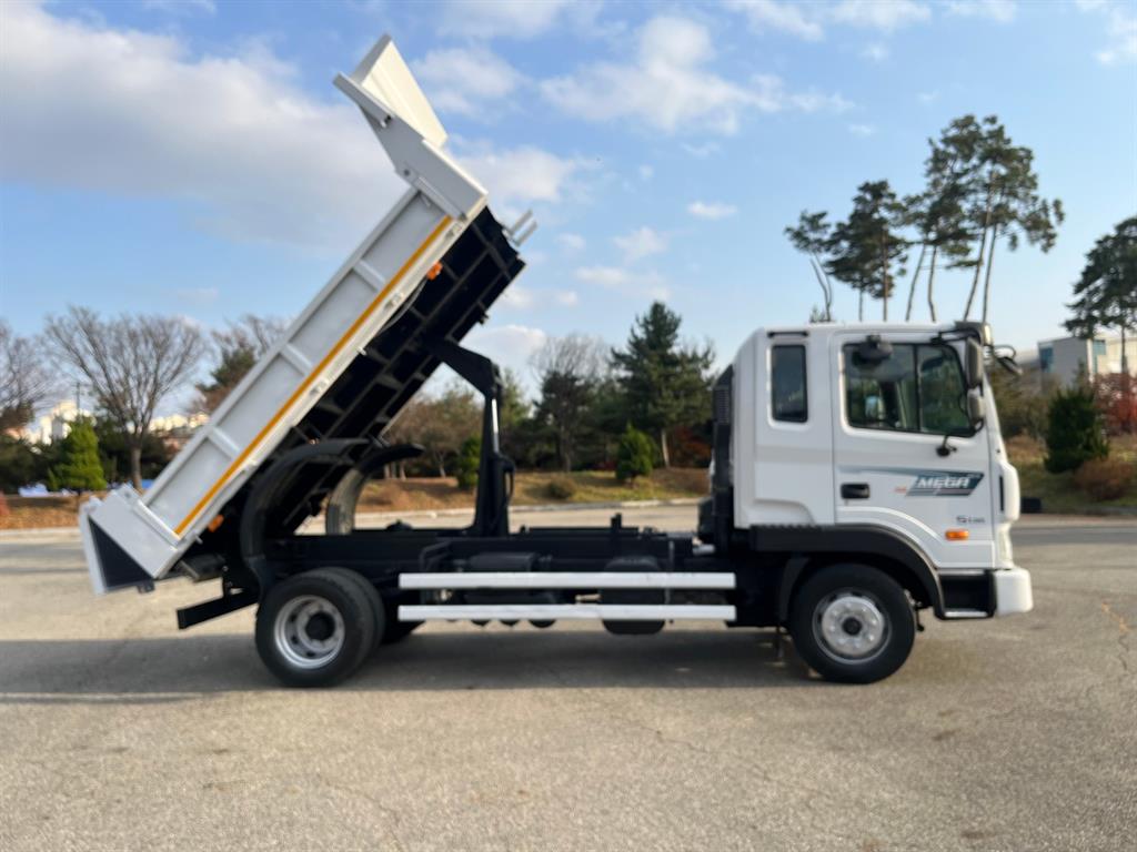 현대 메가트럭 화물덤프 4.5톤 11