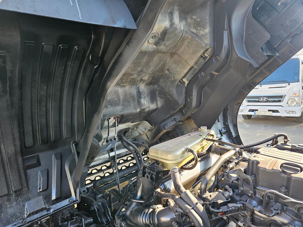 현대 메가트럭 화물덤프 5톤 13