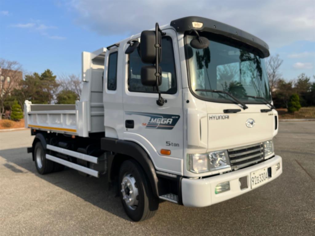 현대 메가트럭 화물덤프 4.5톤 2
