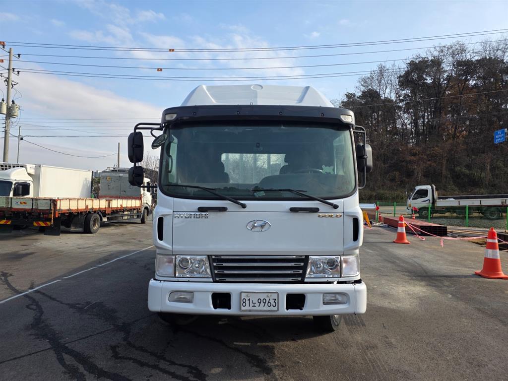 현대 메가트럭 단바리 카고 4.5톤 수동 8