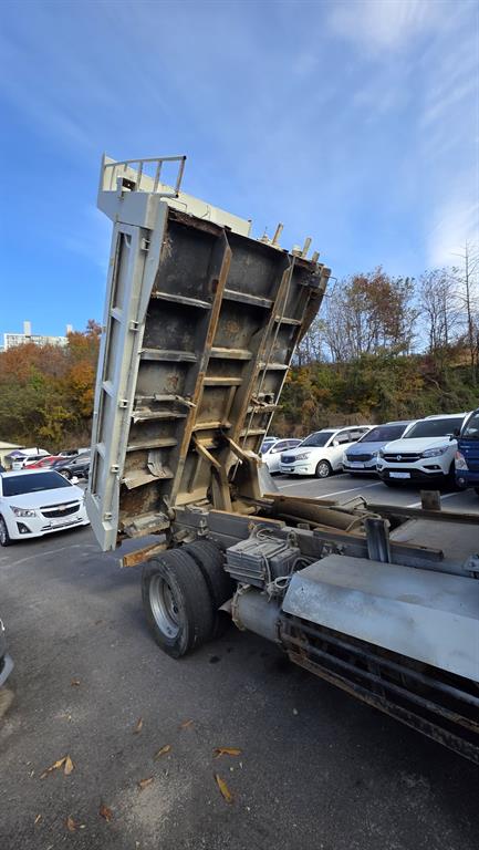 화물덤프 4.5톤 1