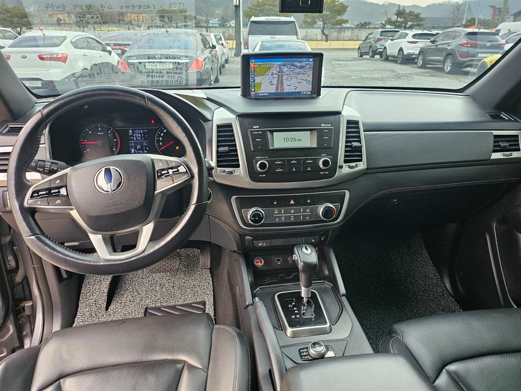 KG Mobility (Ssangyong) Rexton Diesel 2.2 4WD Pioneer X 10