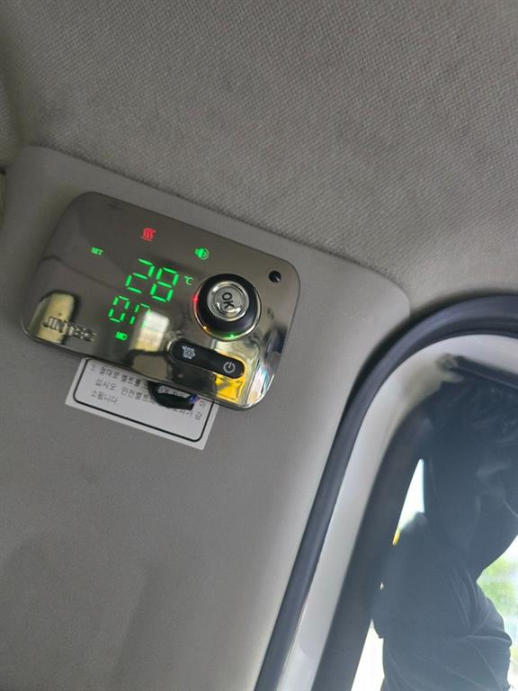 타타대우 더쎈 3.5톤 냉동탑 투냉 7