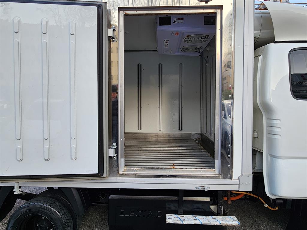 기아 봉고3 1톤 냉동탑 전기 7