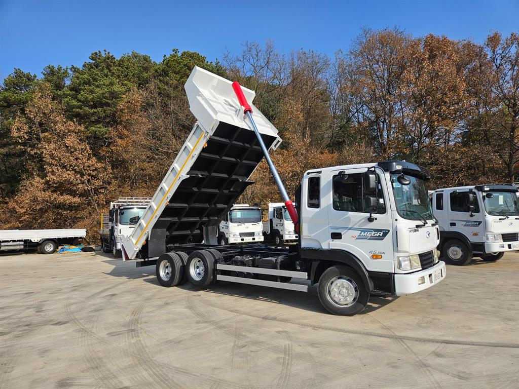 현대 메가트럭 화물덤프 4.5톤 2