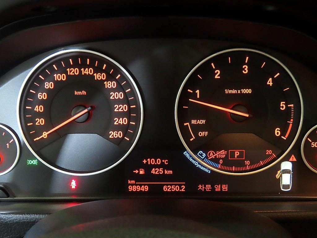 BMW 3 Series GT 320D 10