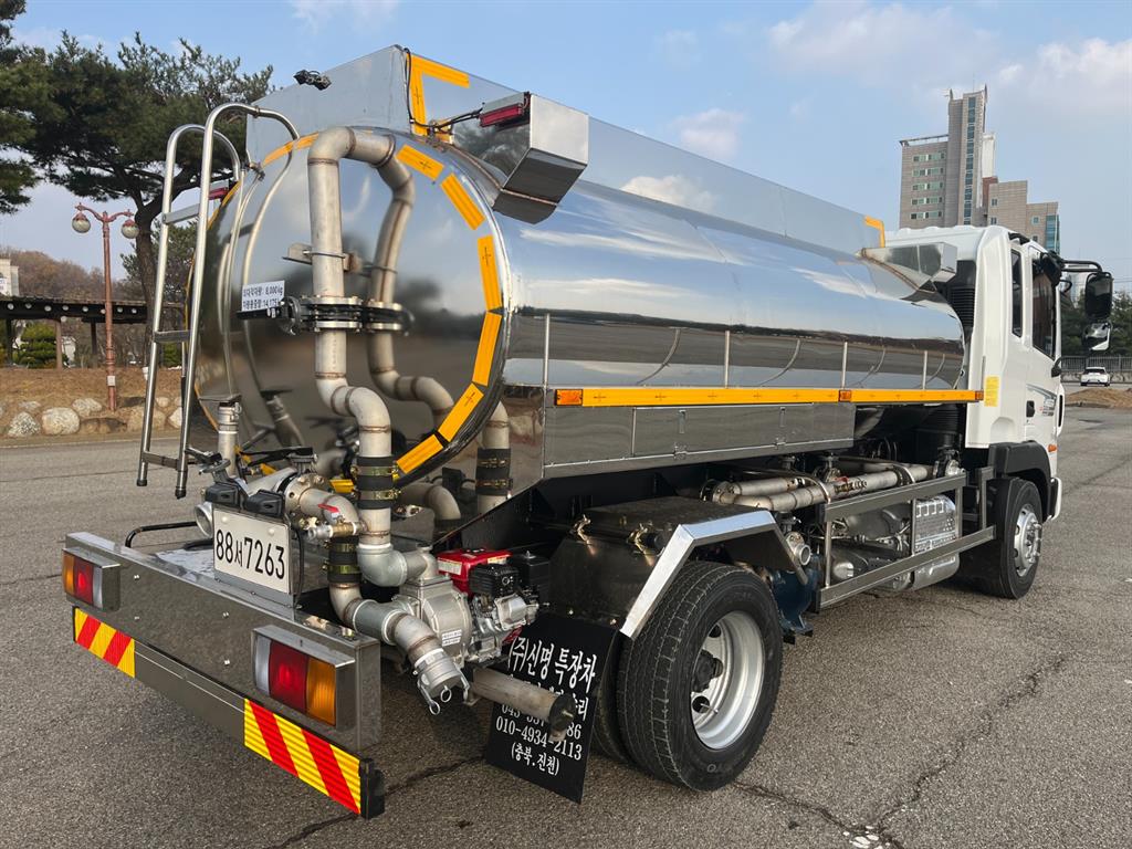 현대 살수차 메가트럭 수동 7