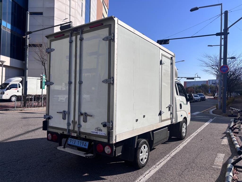 기아 봉고3 1톤 표준탑 전기 4