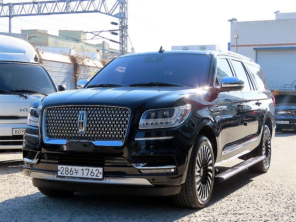 Lincoln Navigator 3.5 Black Label L 3
