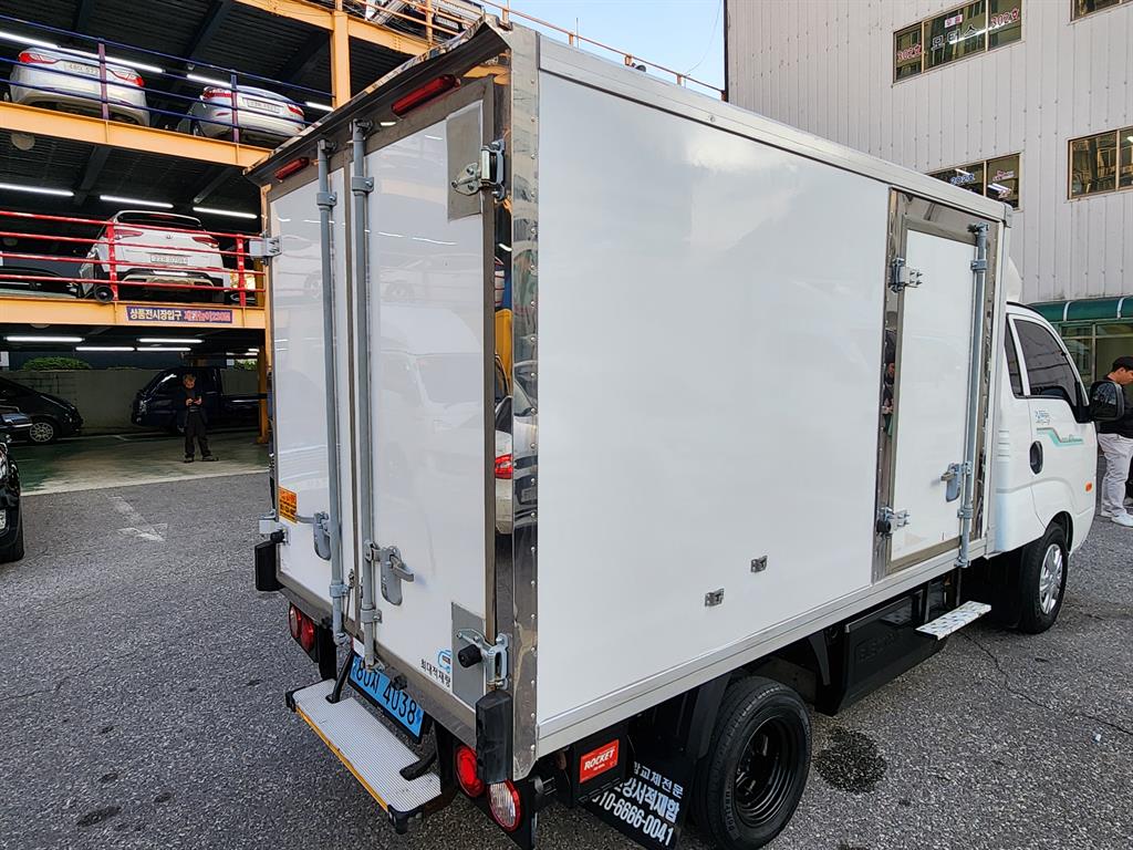 기아 봉고3 1톤 냉동탑 전기 4