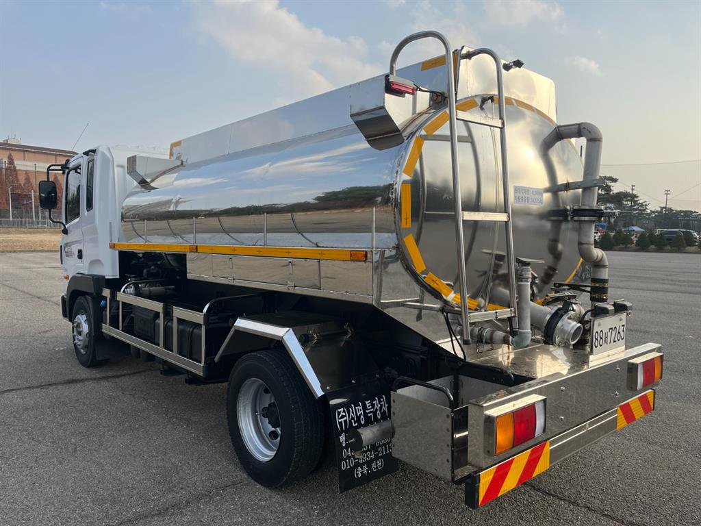 현대 살수차 메가트럭 수동 5