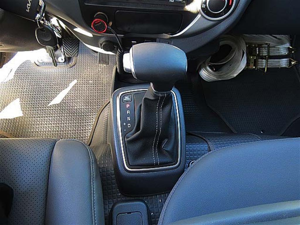 기아 봉고3 1.2톤 윙바디 LPG 9