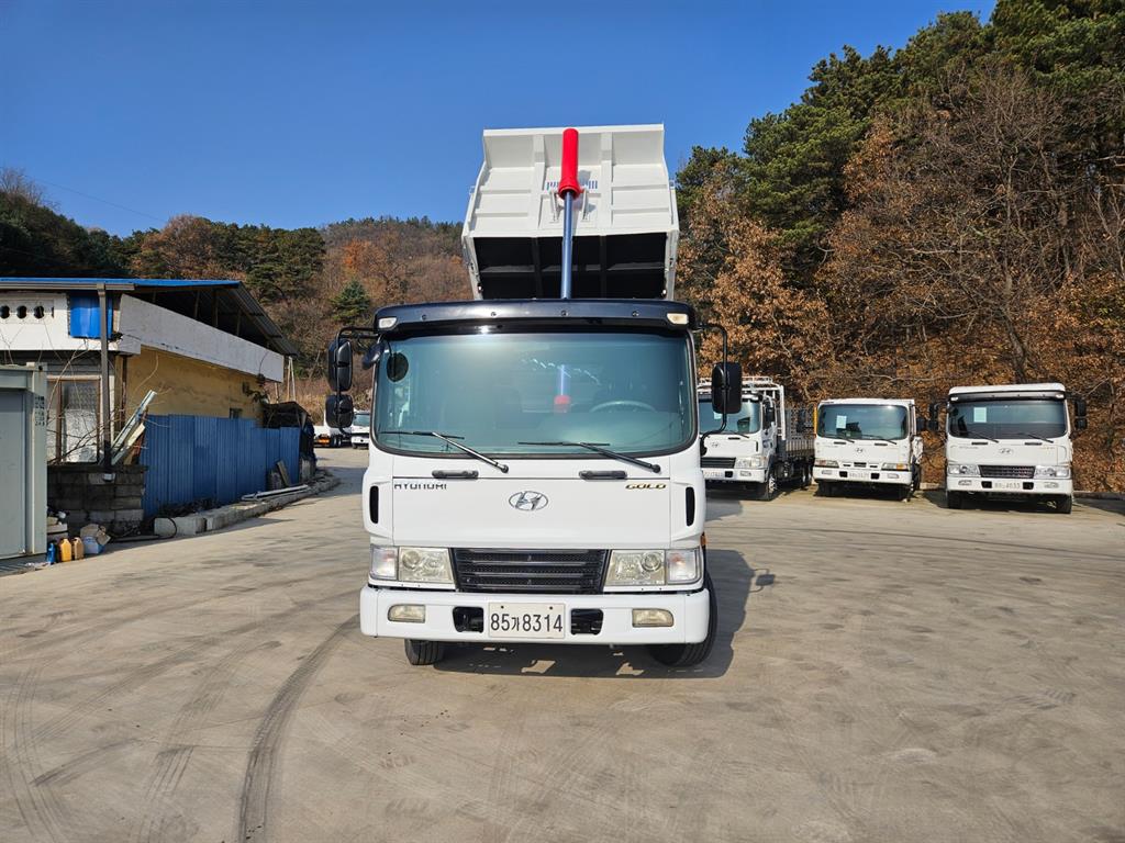 현대 메가트럭 화물덤프 4.5톤 1