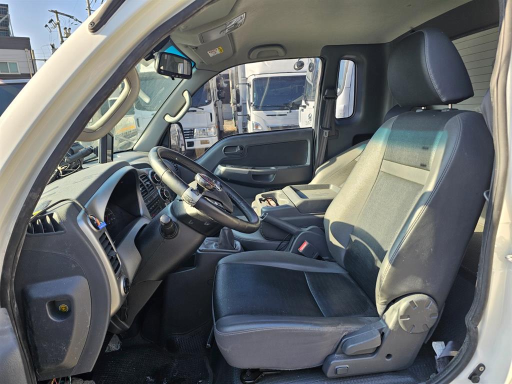 기아 봉고3 1톤 표준탑 LPG 11