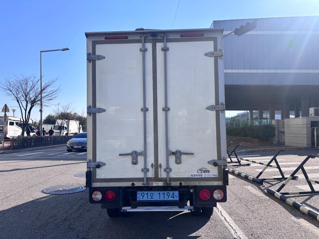 기아 봉고3 1톤 표준탑 전기 2