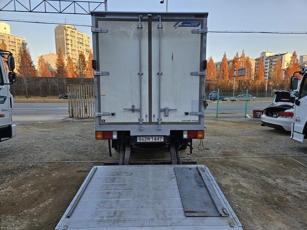 현대 올뉴마이티 2.5톤 냉동탑 9