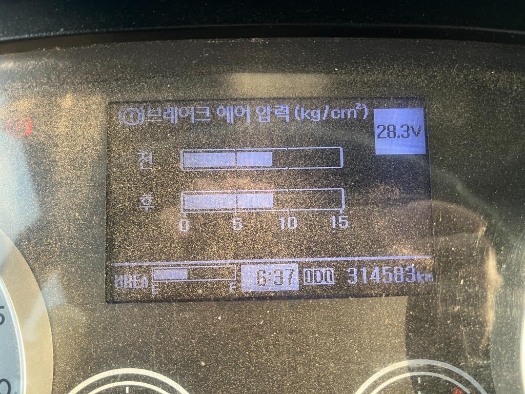 현대 살수차 메가트럭 수동 17