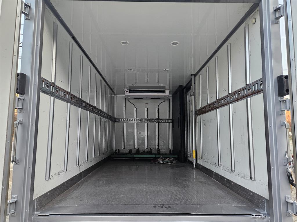 현대 올뉴마이티 2.5톤 냉동탑 8