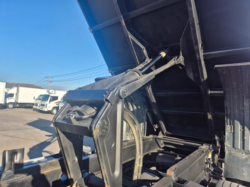 현대 메가트럭 화물덤프 5톤 12