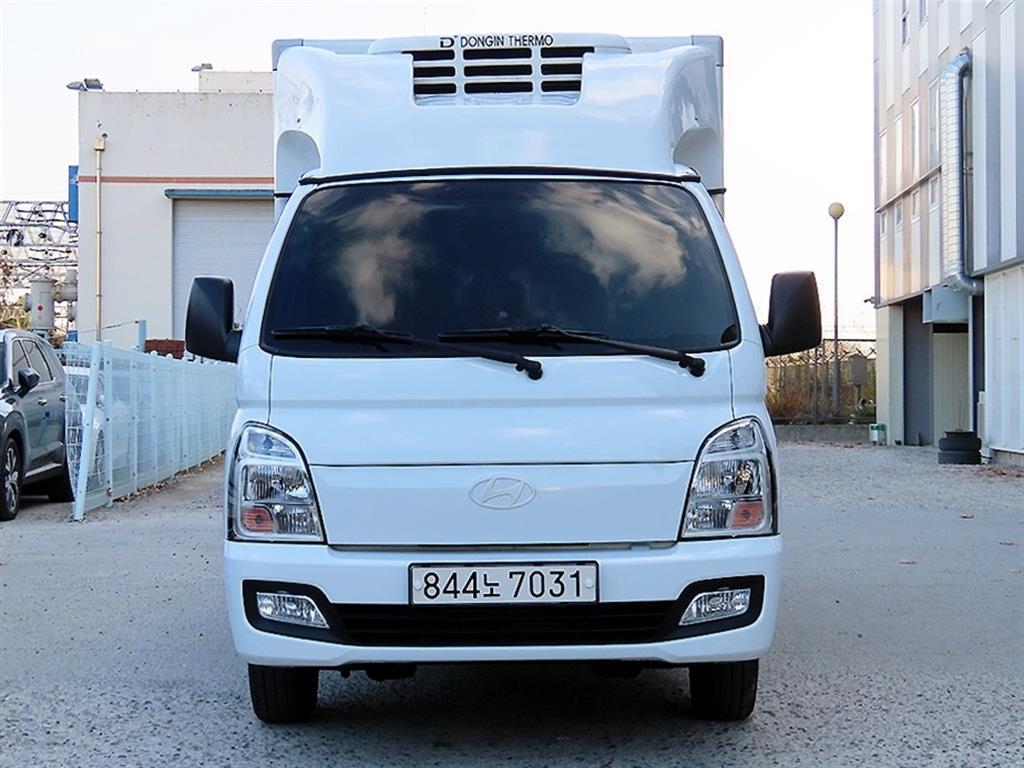 현대 포터2 1톤 냉장탑 LPG