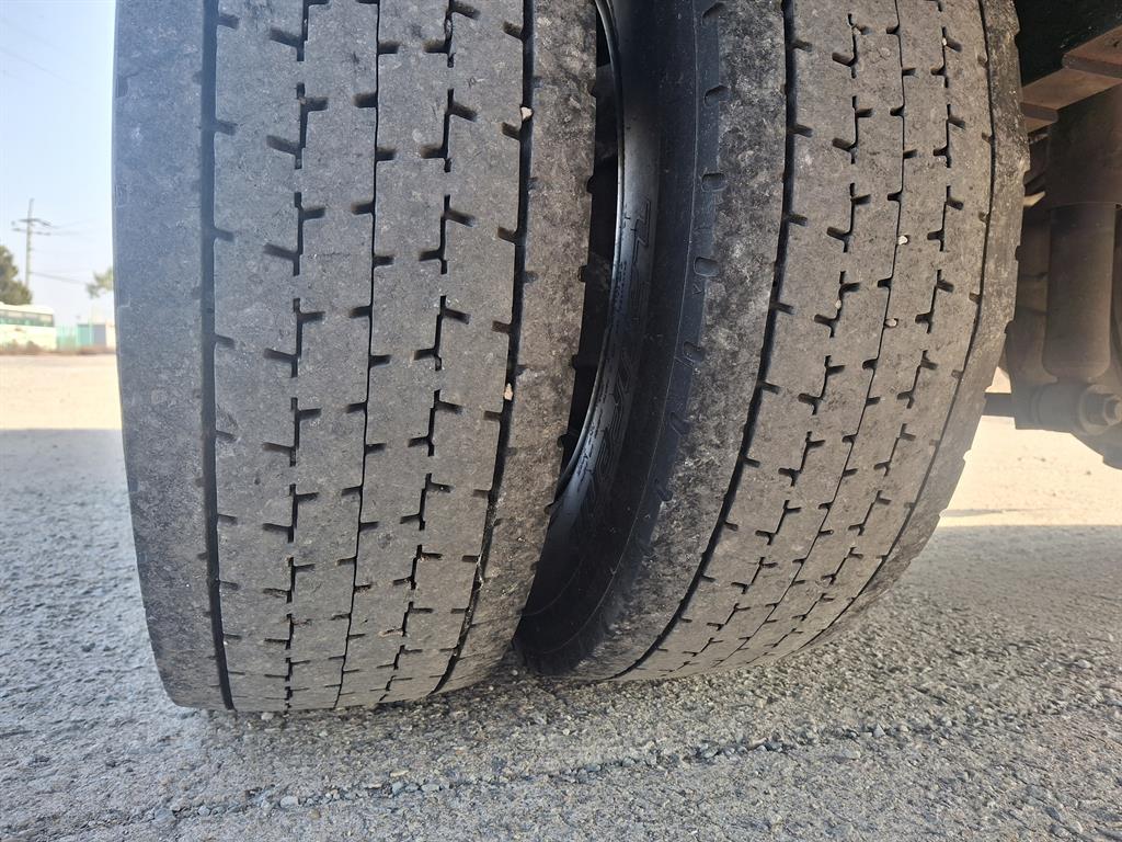 현대 메가트럭 단바리 카고 4.5톤 수동 9