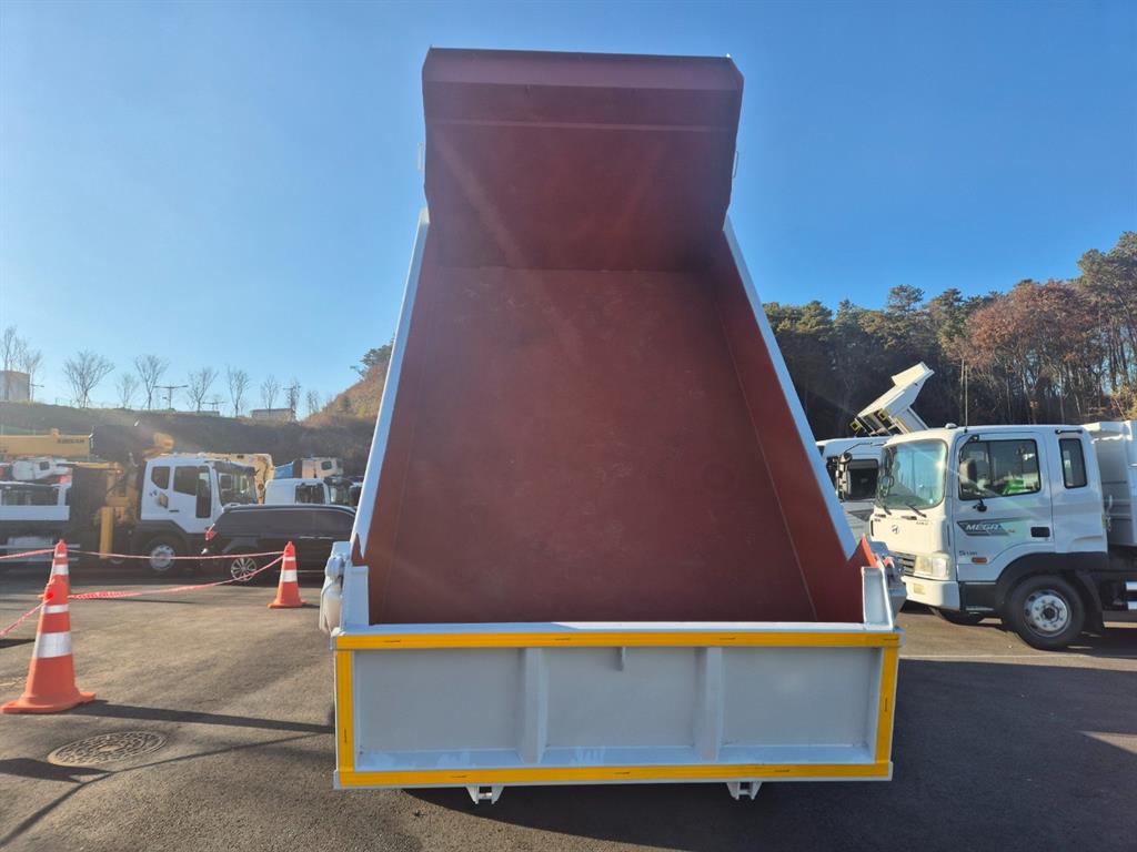 현대 메가트럭 화물덤프 5톤 14