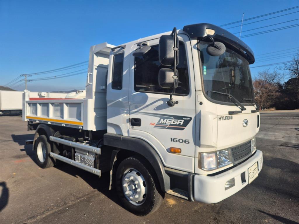 현대 메가트럭 화물덤프 5톤 2