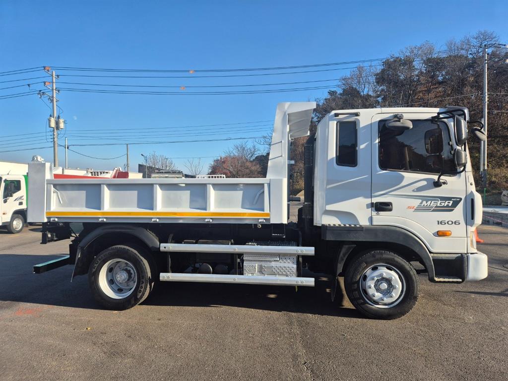 현대 메가트럭 화물덤프 5톤 4