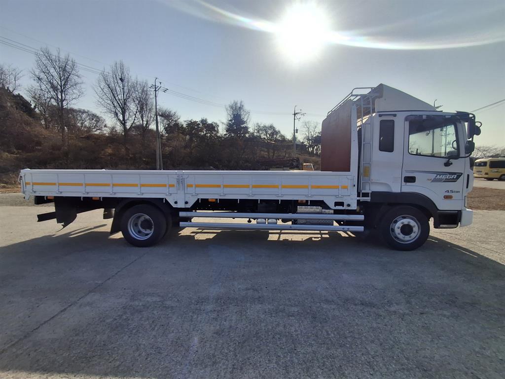 현대 메가트럭 단바리 카고 4.5톤 수동 6