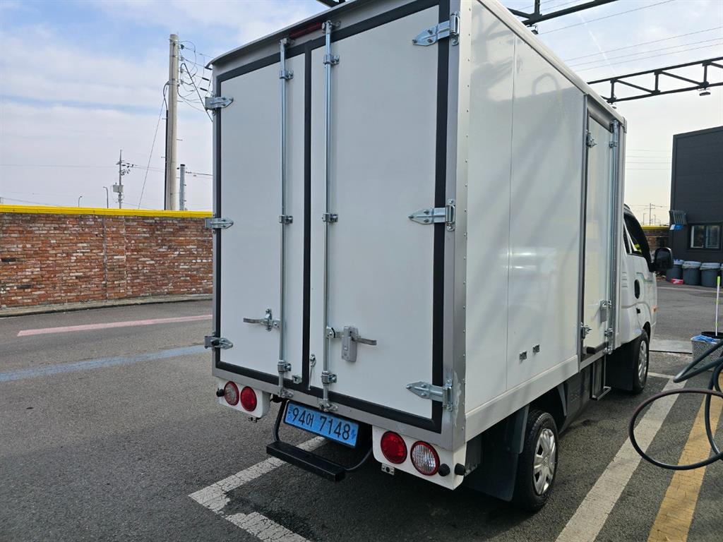 기아 봉고3 1톤 표준탑 전기 1