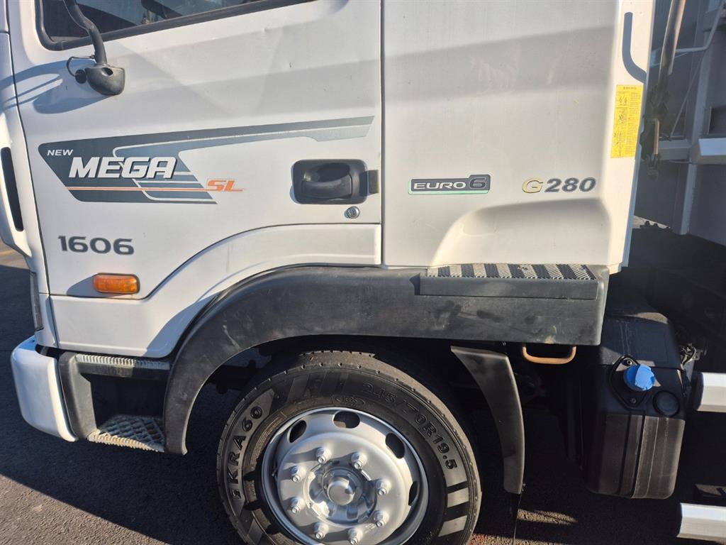 현대 메가트럭 화물덤프 5톤 15