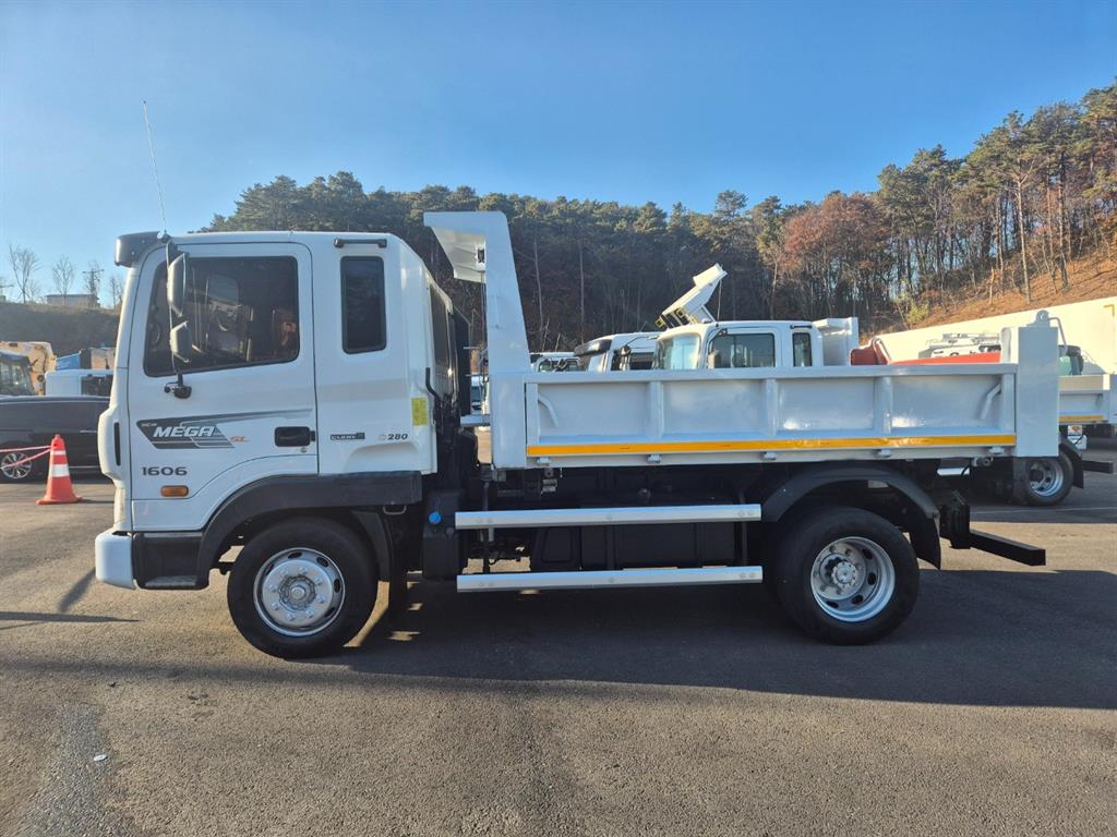 현대 메가트럭 화물덤프 5톤 3