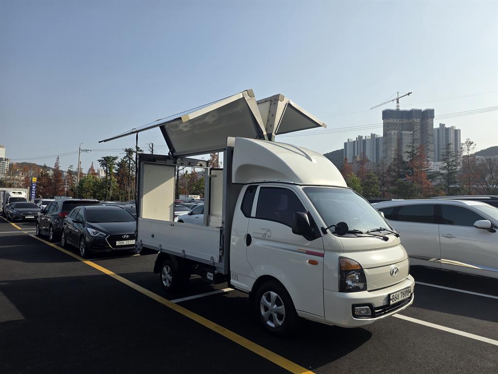 현대 포터2 1톤 윙바디 8