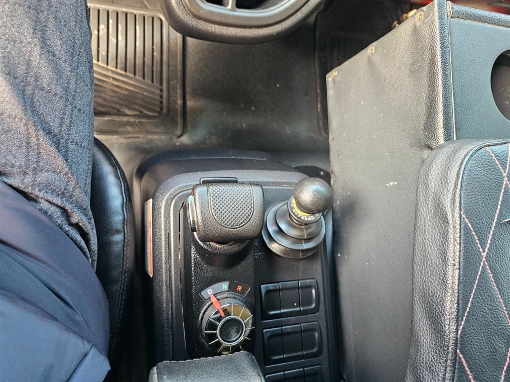 타타대우 더쎈 3.5톤 윙바디 12