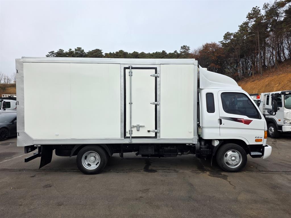 현대 이마이티 2.5톤 냉장탑 3