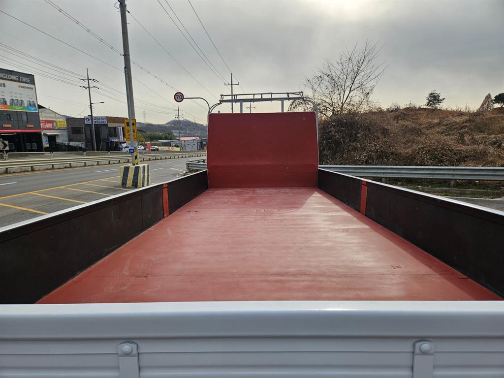 현대 메가트럭 카고 4.5톤 수동 5