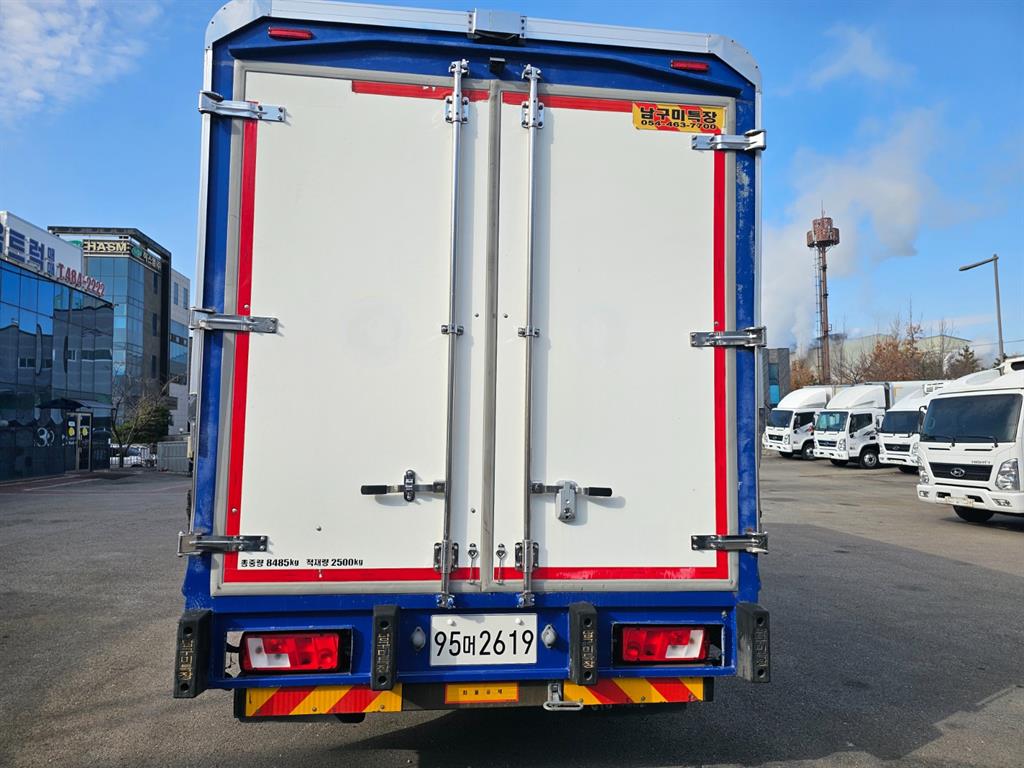 타타대우 더쎈 3.5톤 윙바디 4