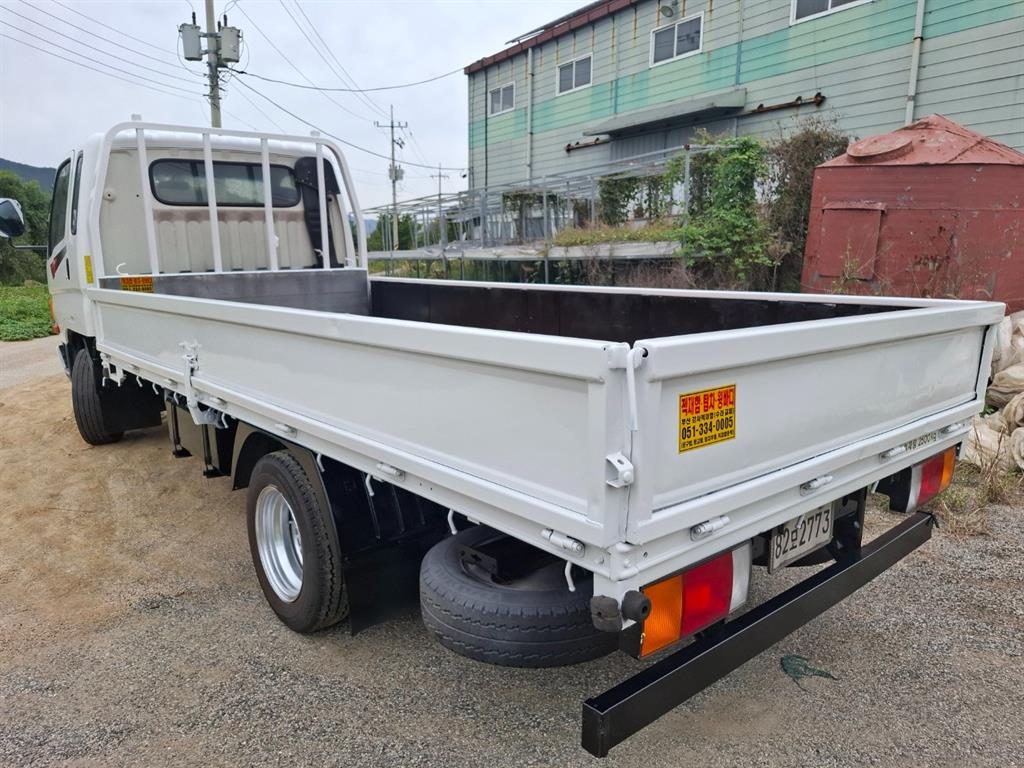 현대 이마이티 2.5톤 카고 8