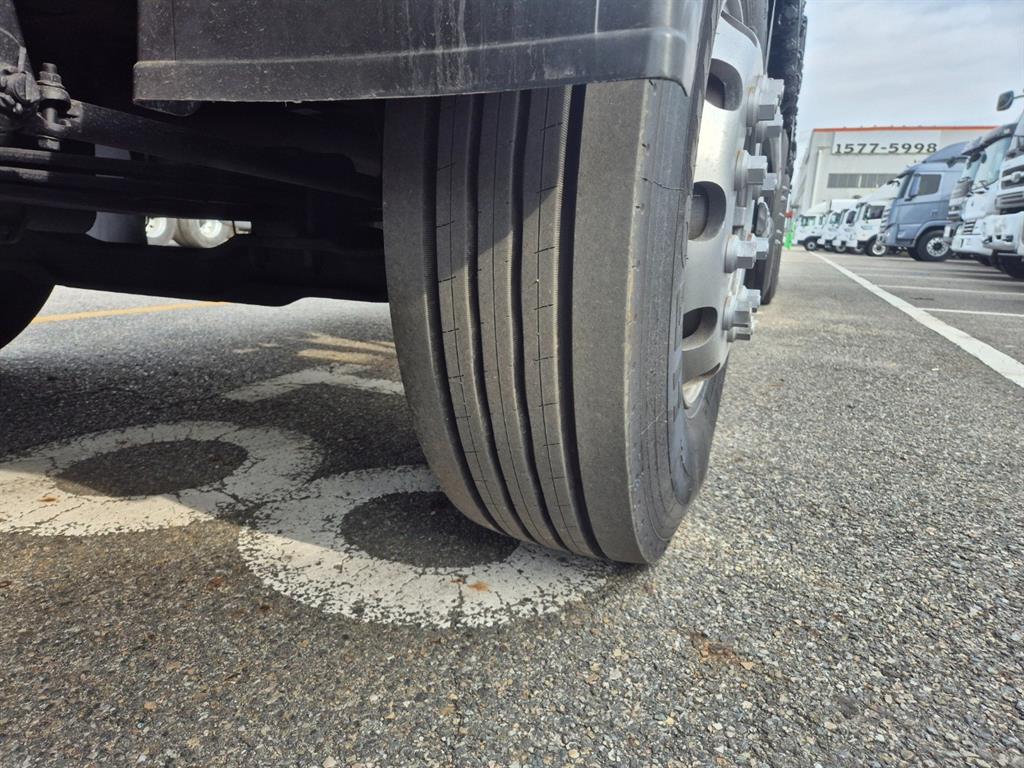 현대 트라고 카고 25톤 오토 10