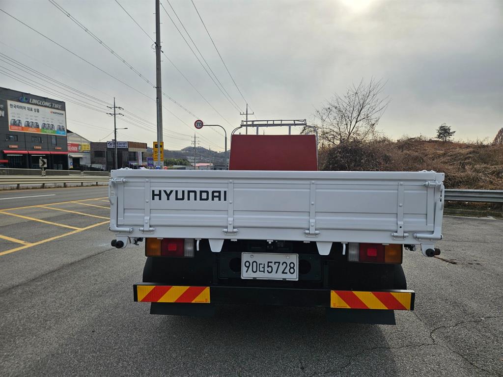 현대 메가트럭 카고 4.5톤 수동 4