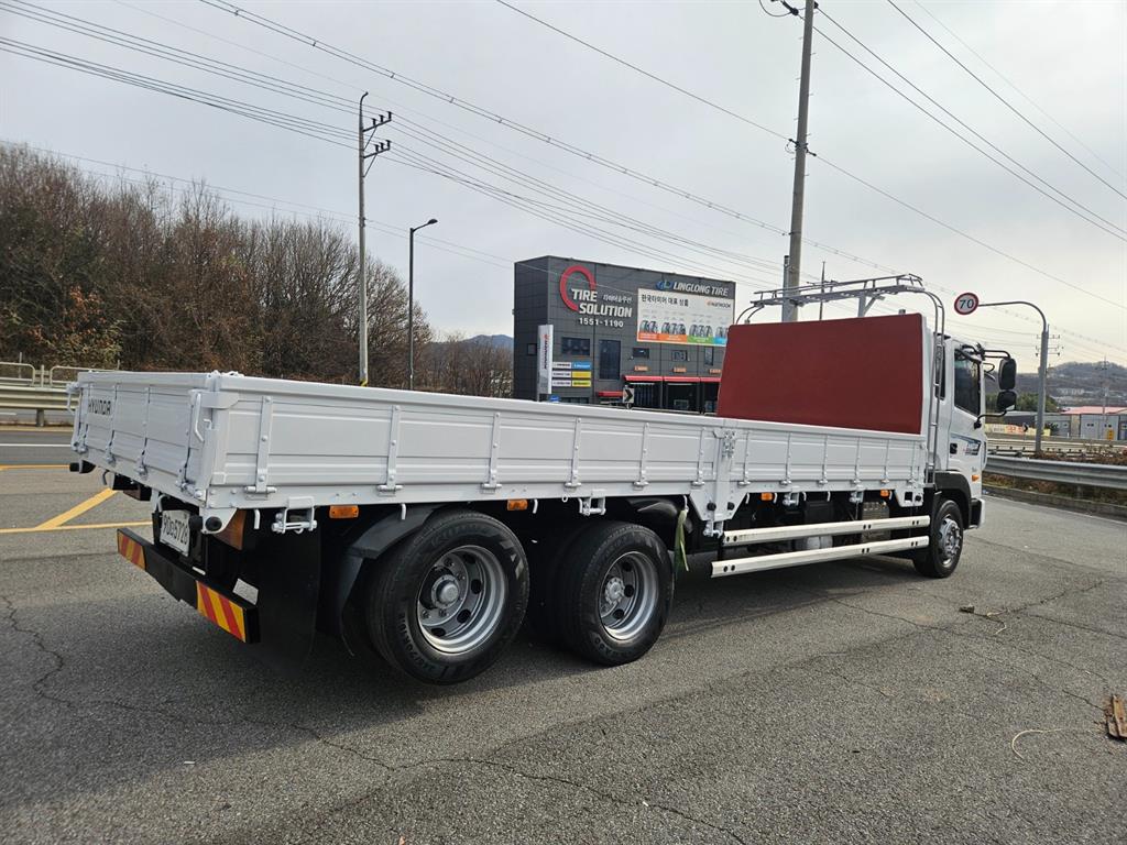 현대 메가트럭 카고 4.5톤 수동 3