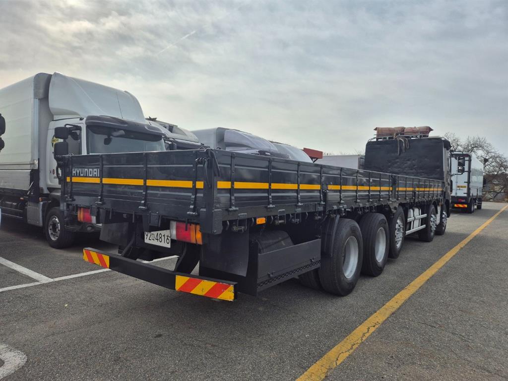 현대 트라고 카고 25톤 오토 4