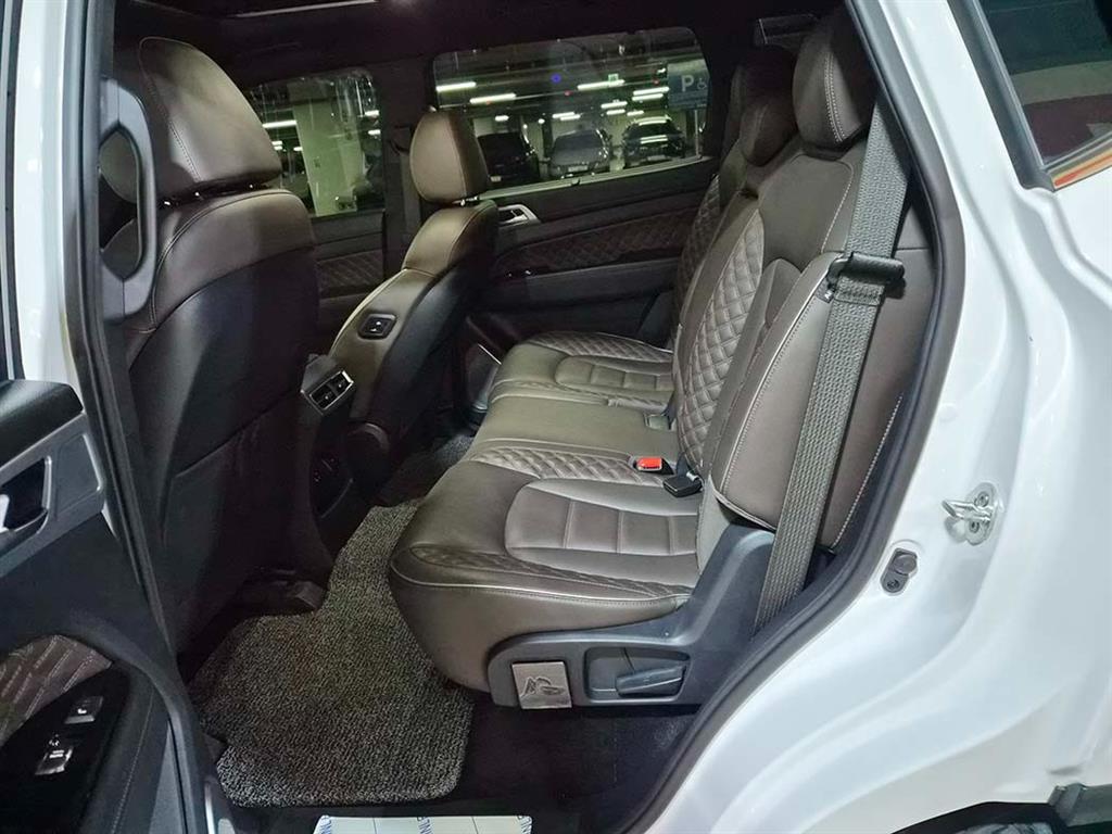 KG Mobility (Ssangyong) Rexton Diesel 2.2 4WD Master 8