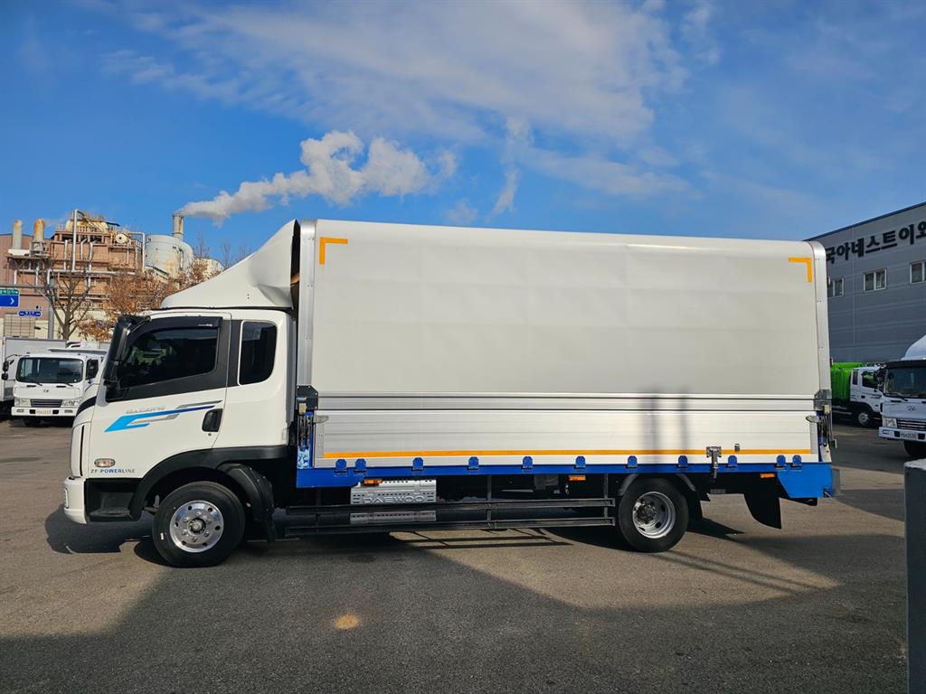 타타대우 더쎈 3.5톤 윙바디 3