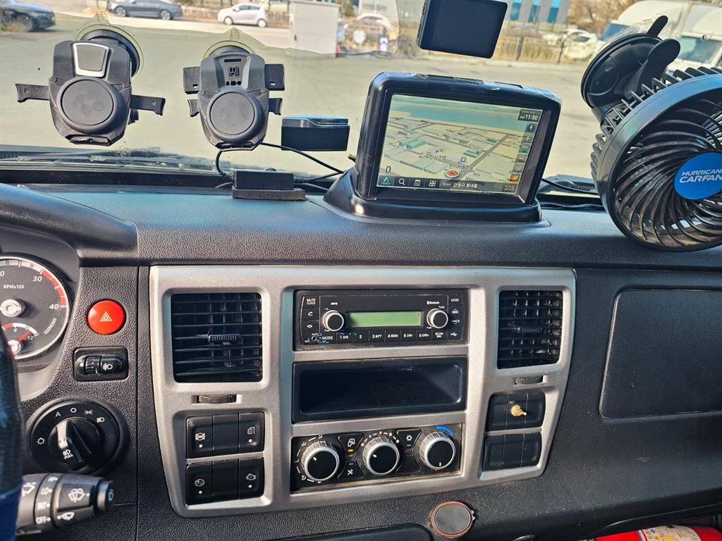 타타대우 더쎈 3.5톤 윙바디 11