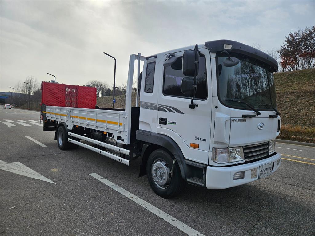 현대 어부바카 메가트럭 4.5톤 1