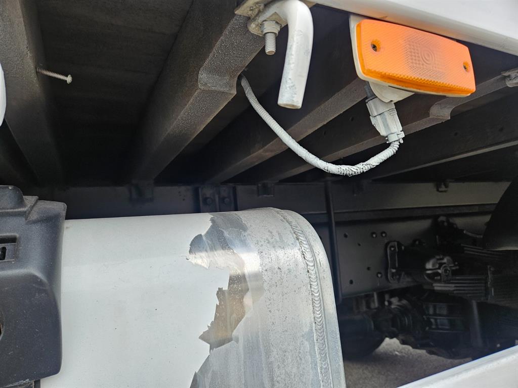 현대 메가트럭 카고 4.5톤 수동 8